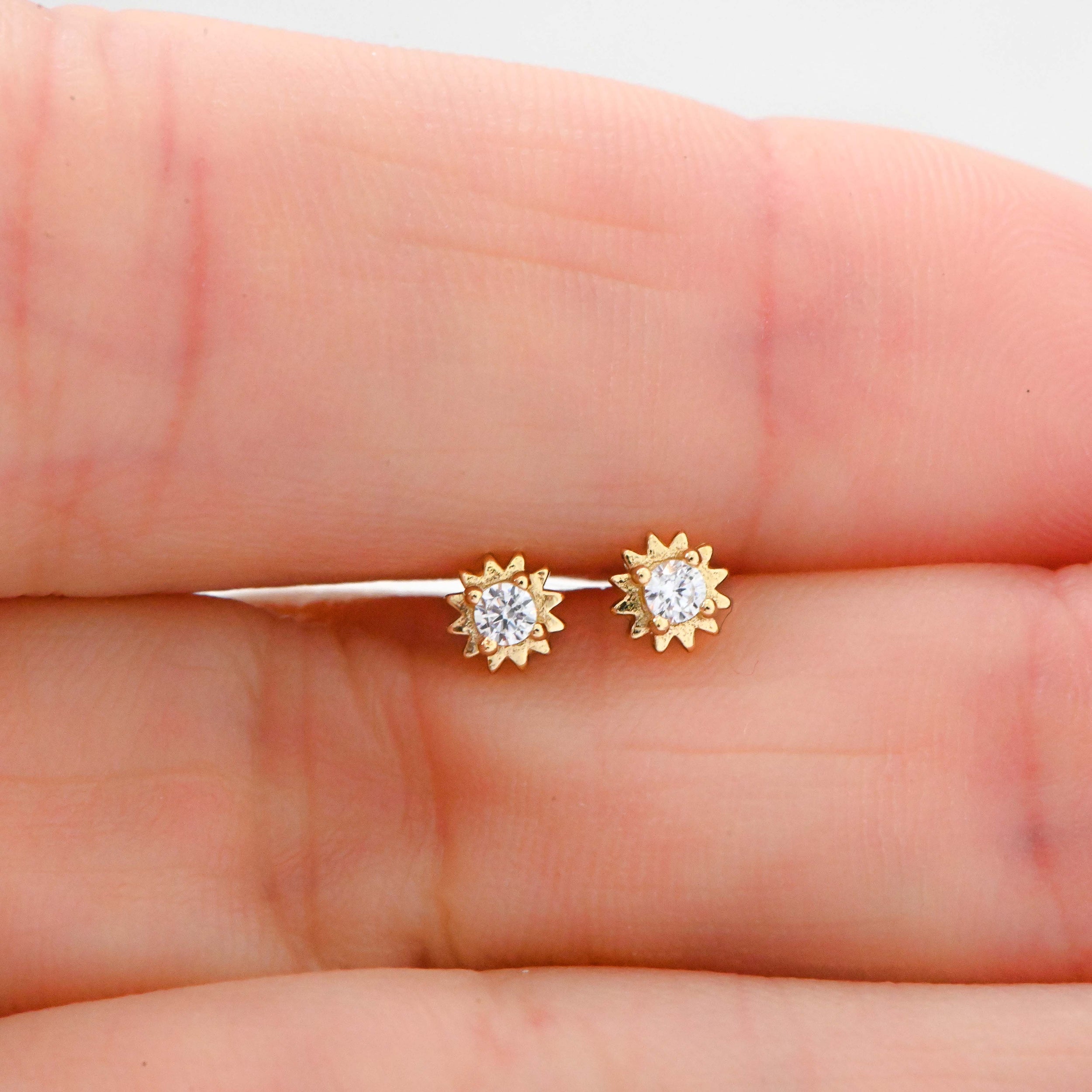 0.40 TCW Round Shape Moissanite Sunburst Stud Earrings